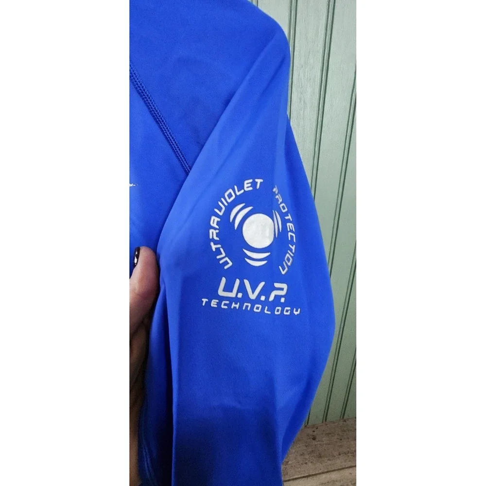 BODY GLOVE Long Sleeve Surf Rash Guard UVP 50 Unisex Swim Shirt Size 16 Kid Teen